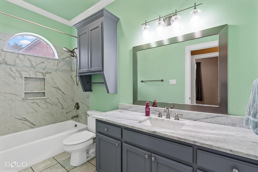 Benton, Louisiana 71006, United States, 4 Bedrooms Bedrooms, ,2 BathroomsBathrooms,Residential,Pending,57837