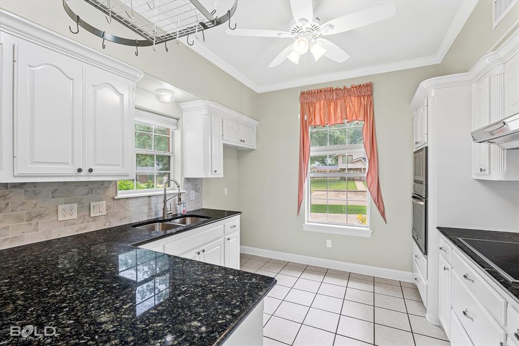 Benton, Louisiana 71006, United States, 4 Bedrooms Bedrooms, ,2 BathroomsBathrooms,Residential,Pending,57837