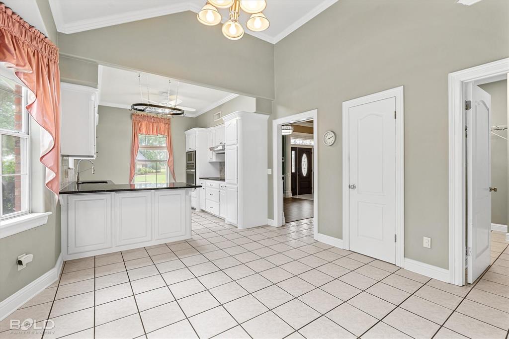 Benton, Louisiana 71006, United States, 4 Bedrooms Bedrooms, ,2 BathroomsBathrooms,Residential,Pending,57837