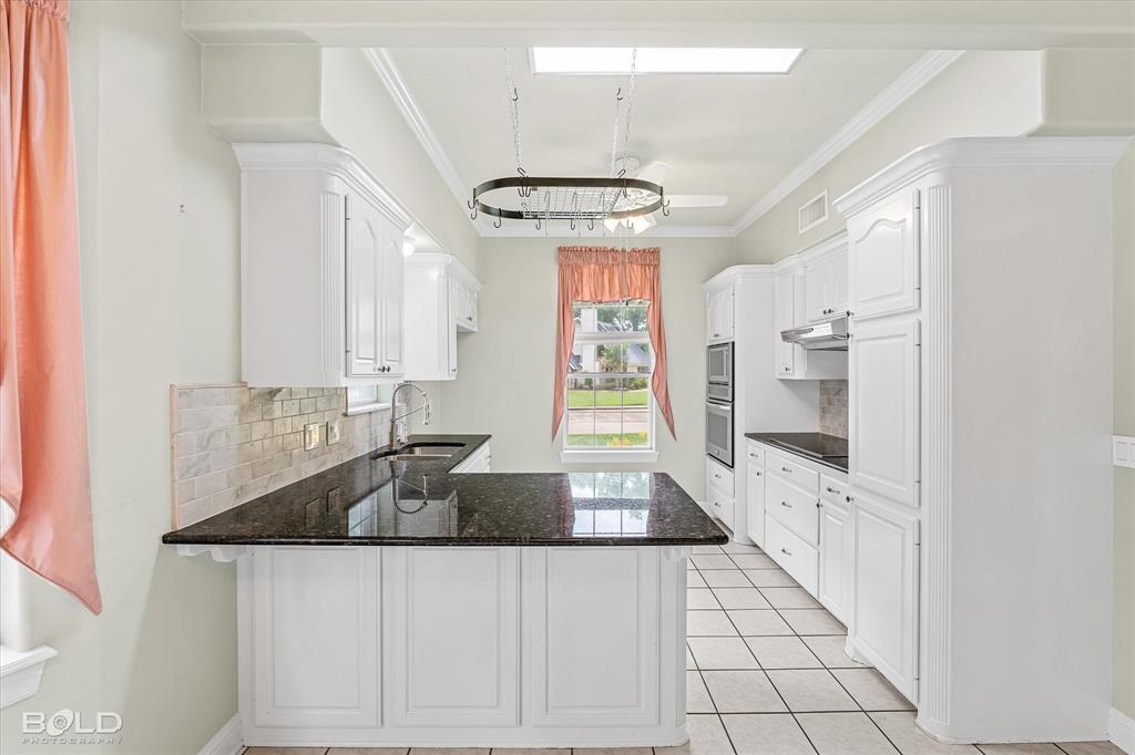 Benton, Louisiana 71006, United States, 4 Bedrooms Bedrooms, ,2 BathroomsBathrooms,Residential,Pending,57837