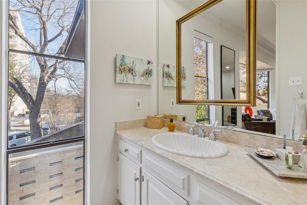 Gilbert Condo 3727 - Residential