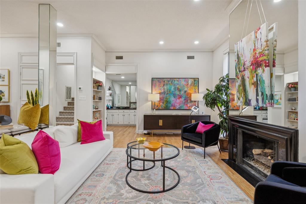 3727 Gilbert Avenue A