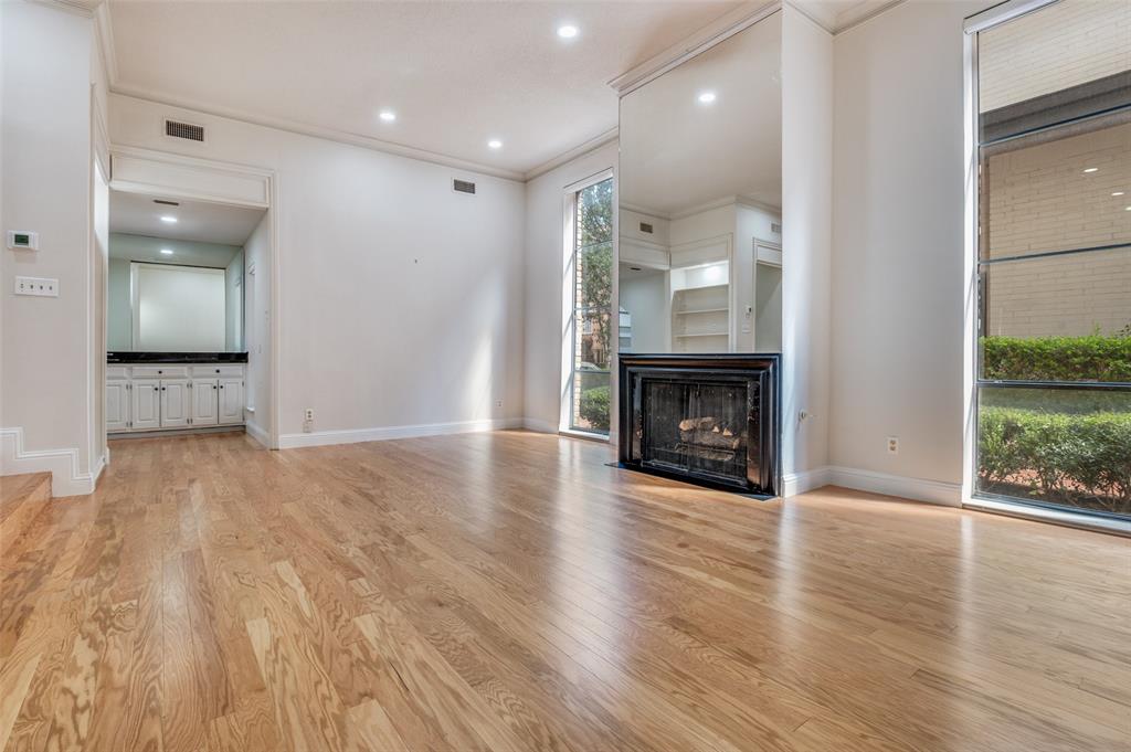 Gilbert Condo 3727 - Residential