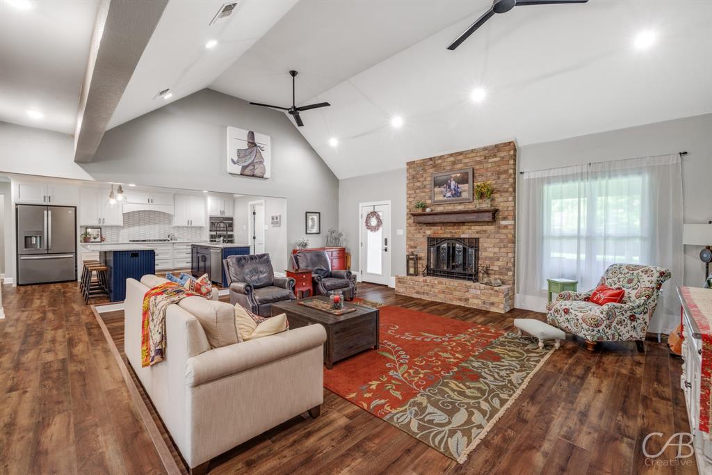1210 Canterbury Drive