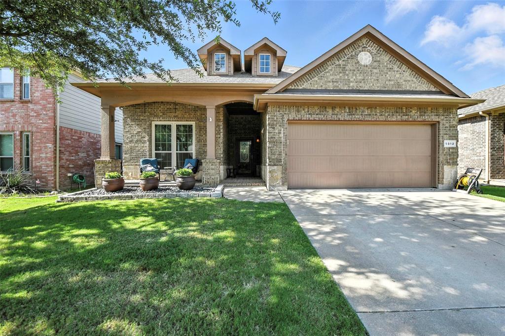 1312 Castlegar Lane