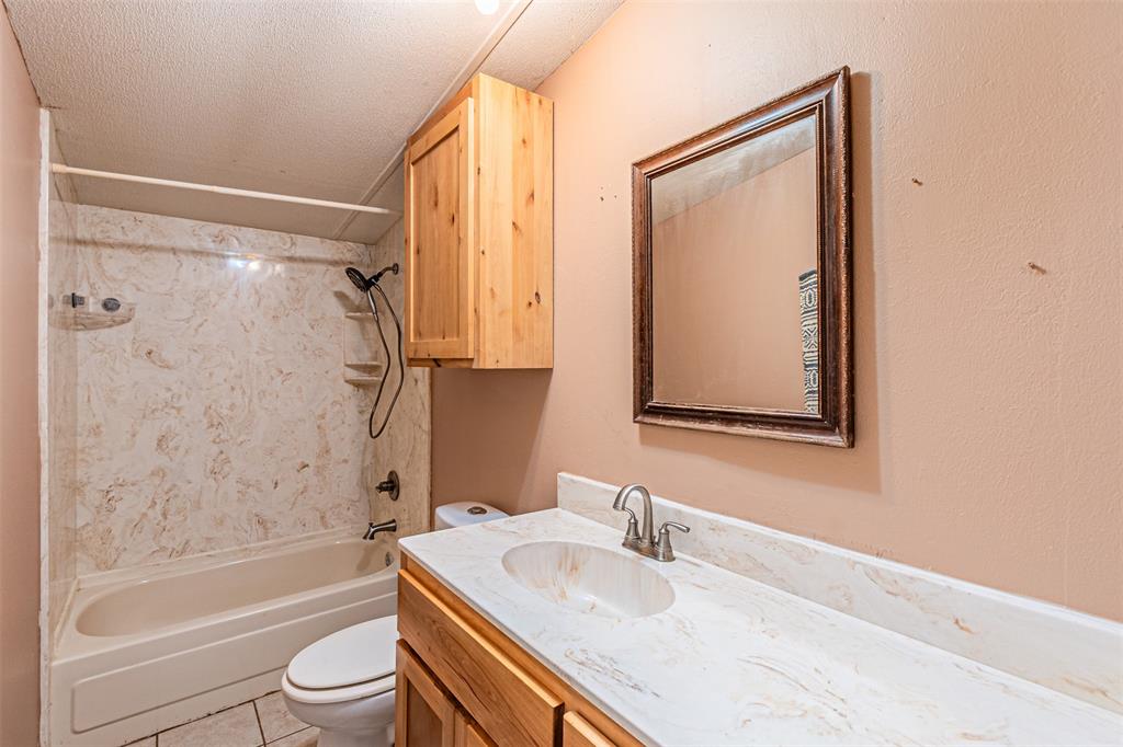 Oak Trail Shores Sec F - Residential