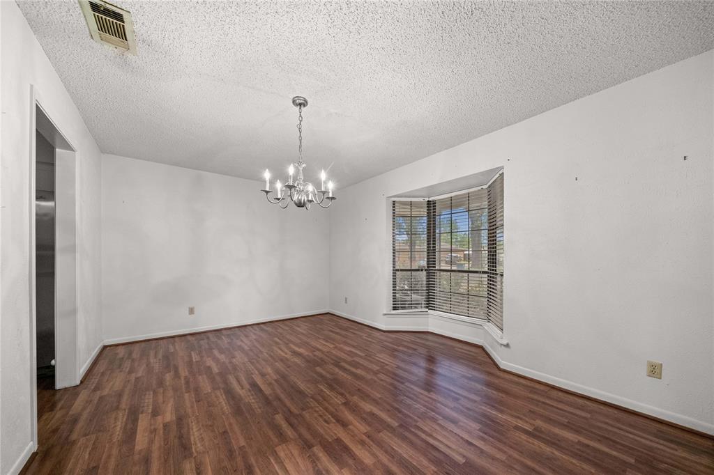 902 Humphrey