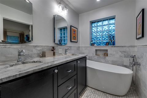 Tiny photo for 4159 Clover Lane, Dallas, TX 75220 (MLS # 20953177)