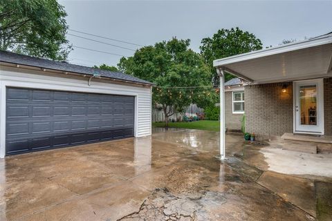 Tiny photo for 4159 Clover Lane, Dallas, TX 75220 (MLS # 20953177)