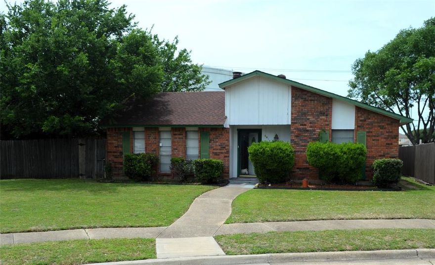 Welcome to this value-priced home in the heart of Dallas, offering the perfect blend of comfort, style, and convenience. This inviting property features a spacious living area, natural light, and thoughtfully designed spaces ideal for both everyday living and practicality.

The kitchen is equipped with ample cabinetry and generous counter space, making meal prep effortless. The primary suite provides a peaceful retreat with split bedrooms maximizing the property square footage. Additional bedrooms offer flexibility for family, guests, or a dedicated home office.

Step outside to a private backyard—perfect for weekend gatherings, pets, or quiet evenings at home. With its central location, you’re just minutes from shopping, dining, parks, major highways, and top Dallas attractions.

This home delivers the space you need, the comfort you want, and the location you’ll love.