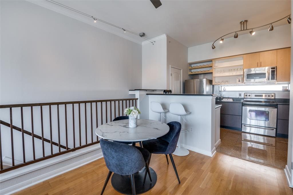 3225 Turtle Creek Boulevard 1621