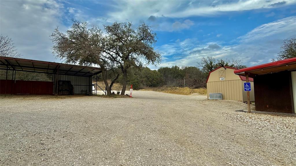 SE Young Co - Commercial Sale