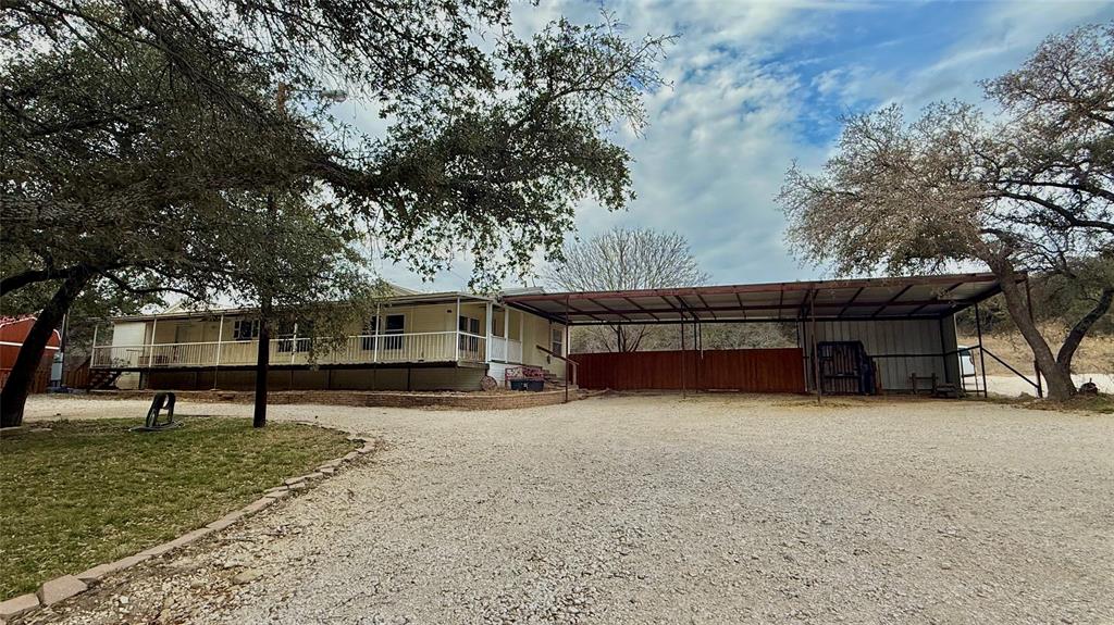 SE Young Co - Commercial Sale