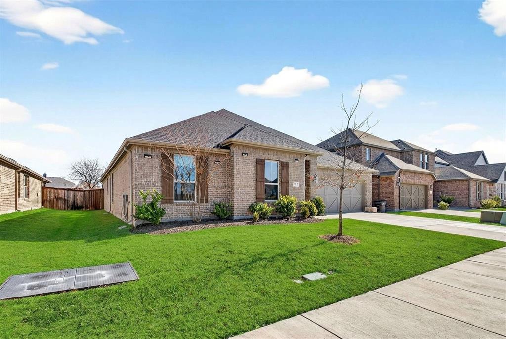 717 Lake Cove Drive