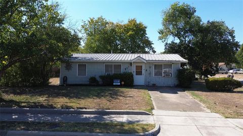 2907 Elm Park Richland Hills TX 76118