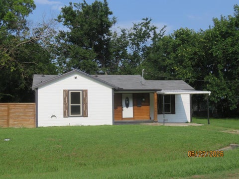 Photo of 705 S Patterson Street, Campbell, TX 75422 (MLS # 21309908)