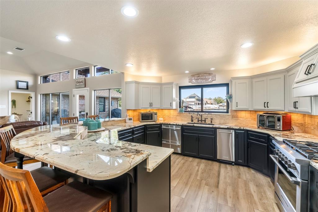 Waters Edge - Residential