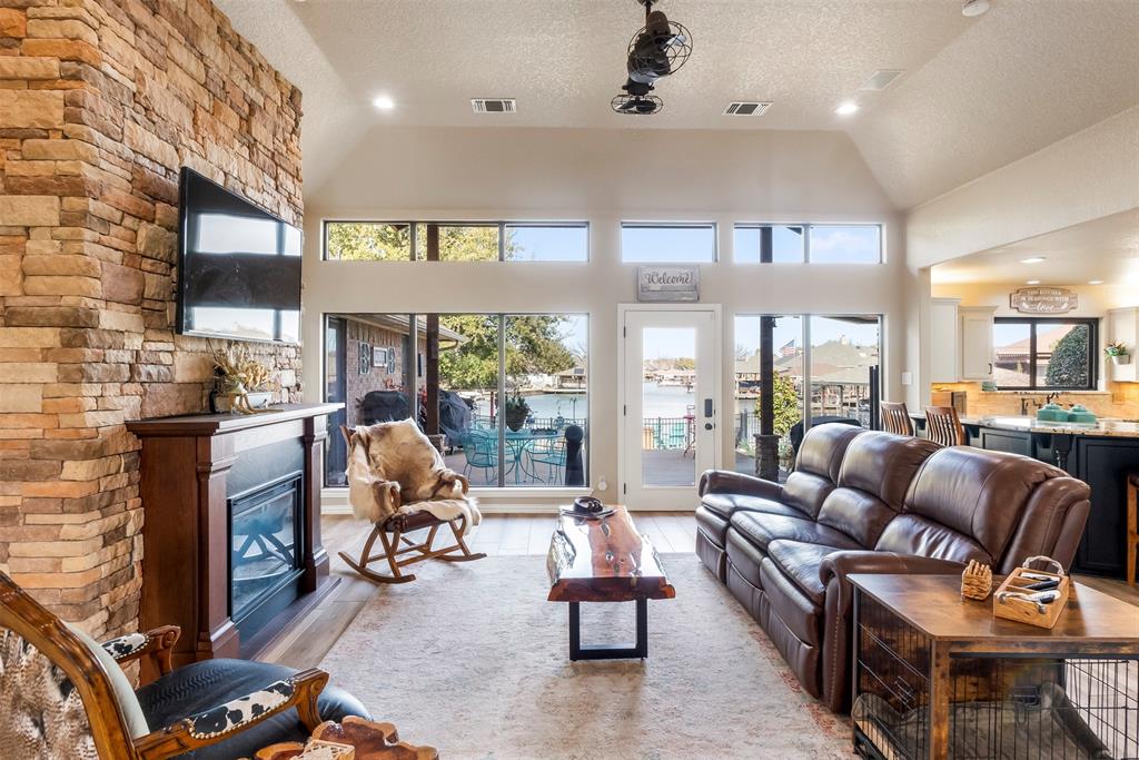 Waters Edge - Residential