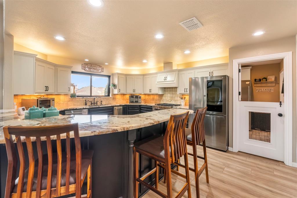 Waters Edge - Residential