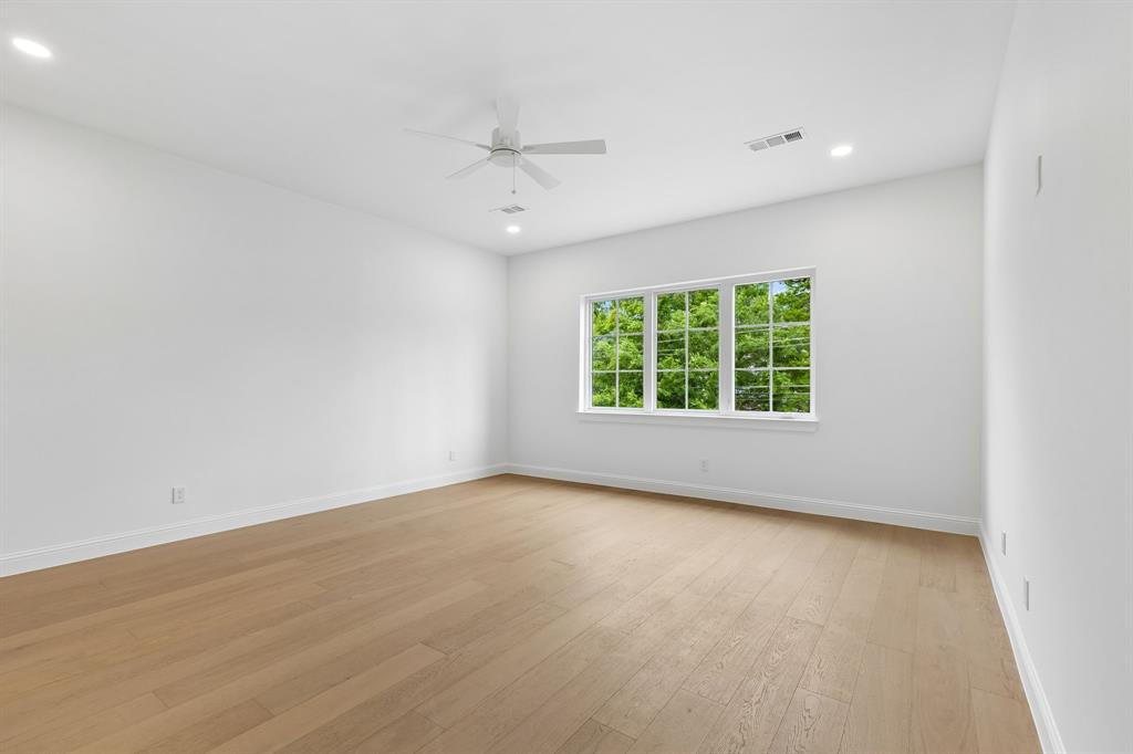 LAKEWOOD HILLS - Residential