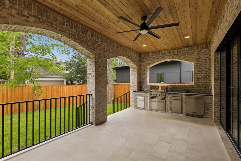 LAKEWOOD HILLS - Residential