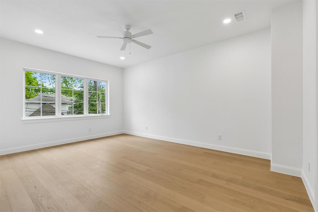 LAKEWOOD HILLS - Residential