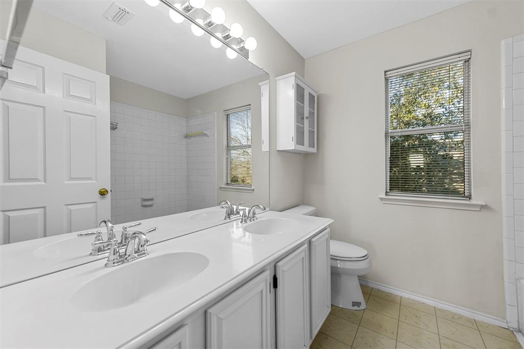 Keller, Texas 76248, United States, 4 Bedrooms Bedrooms, ,3 BathroomsBathrooms,Residential,Pending,88045