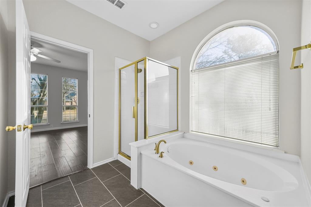 Keller, Texas 76248, United States, 4 Bedrooms Bedrooms, ,3 BathroomsBathrooms,Residential,Pending,88045