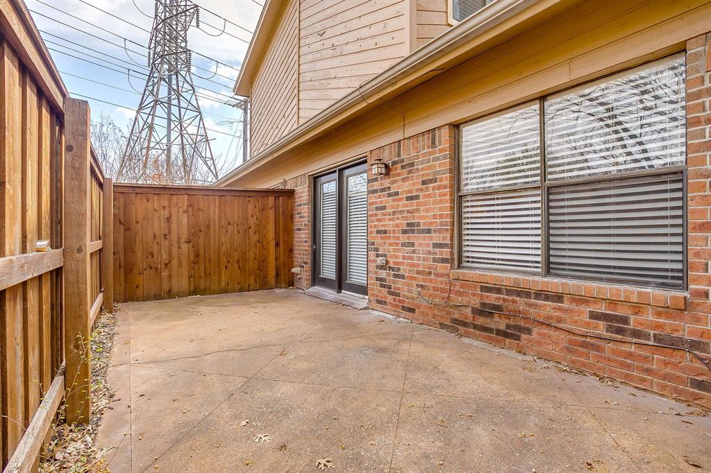 Cedar Creek Twnhms - Residential