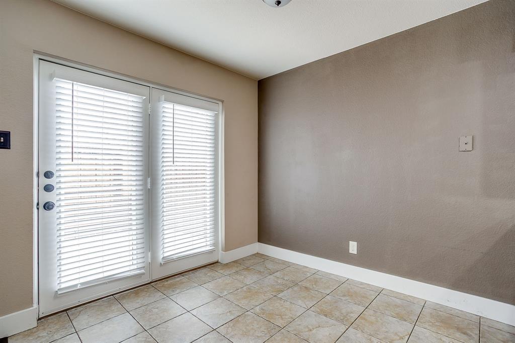 Cedar Creek Twnhms - Residential