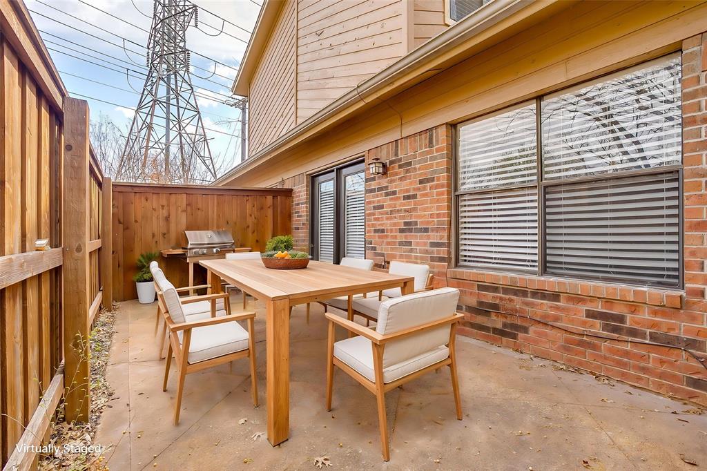 Cedar Creek Twnhms - Residential