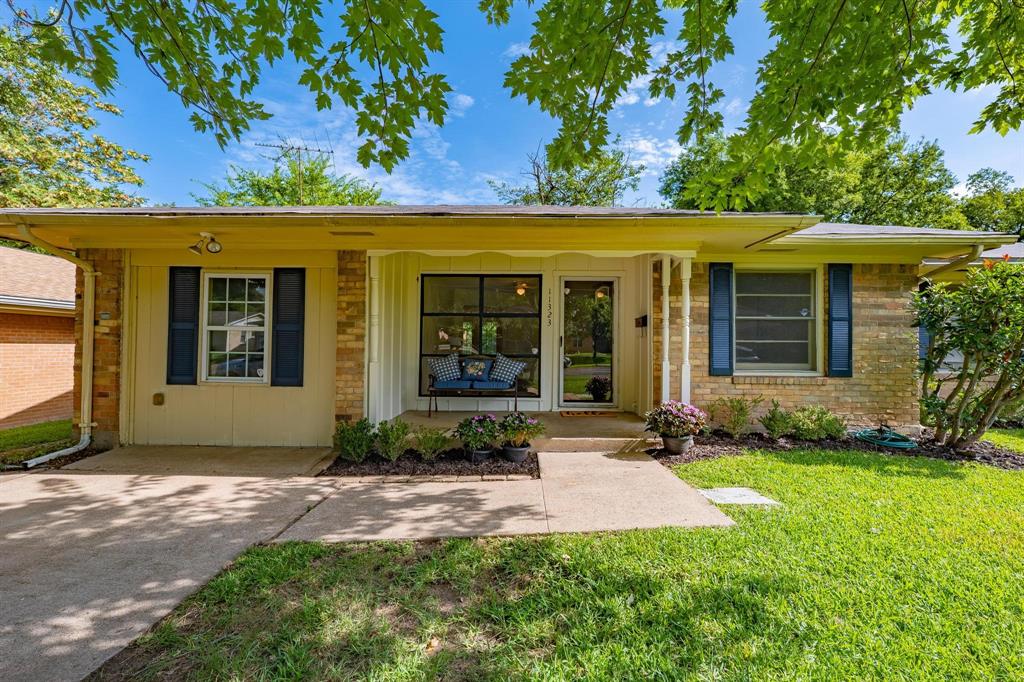 11323 Lanewood Circle
