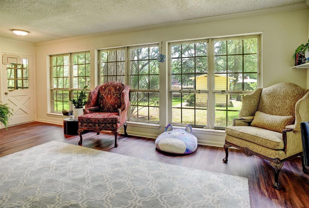 Logsdon Roy & E C - Residential