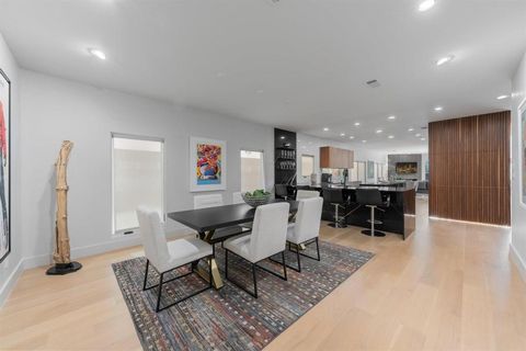 Tiny photo for 3731 Gilbert Avenue #3, Dallas, TX 75219 (MLS # 21145020)