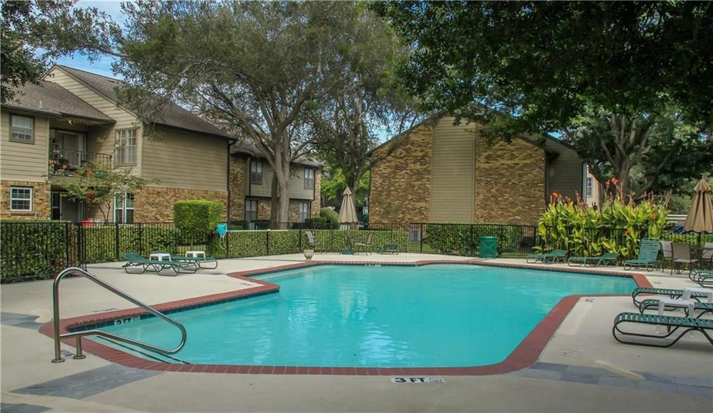 Prestonwood Green Condos - Residential