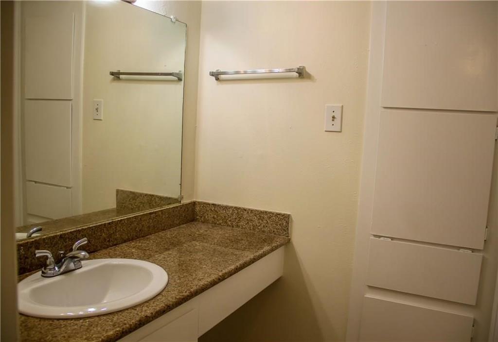 Prestonwood Green Condos - Residential