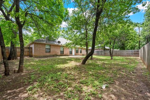 A home in Azle