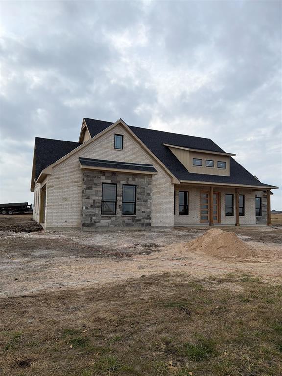 556 Alondrita Street