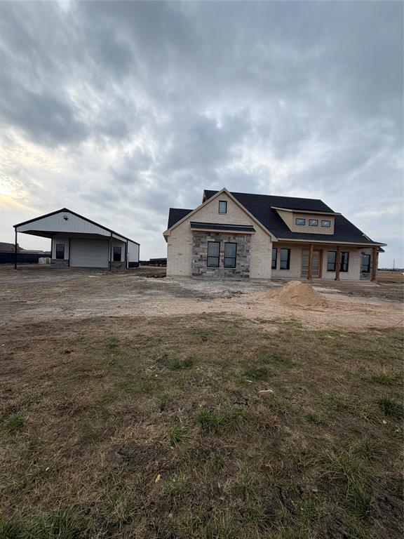 556 Alondrita Street