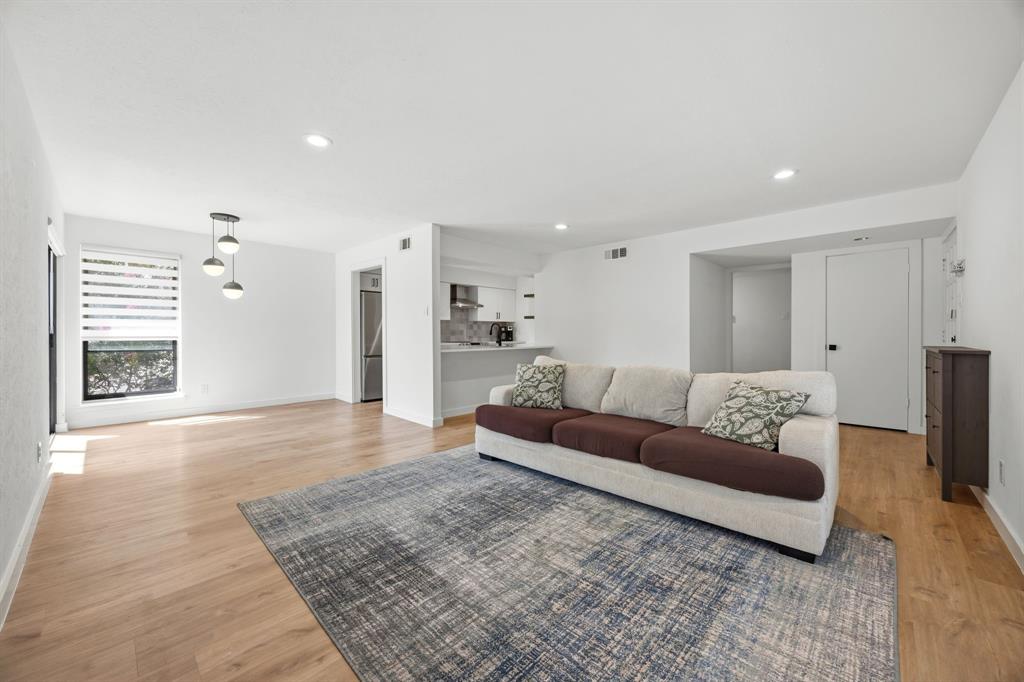 6060 Birchbrook Drive 262