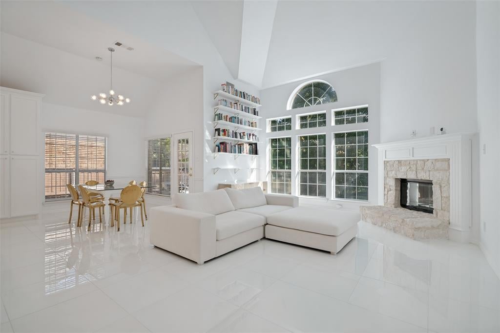 10106 Birdie Court