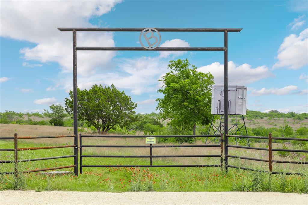 Comanche Hills - Farm