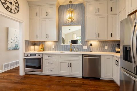 3225 Timber View Circle Bedford TX 76021