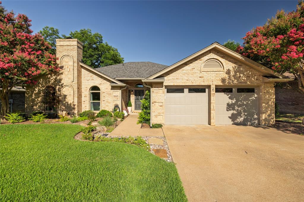 3225 Timber View Circle