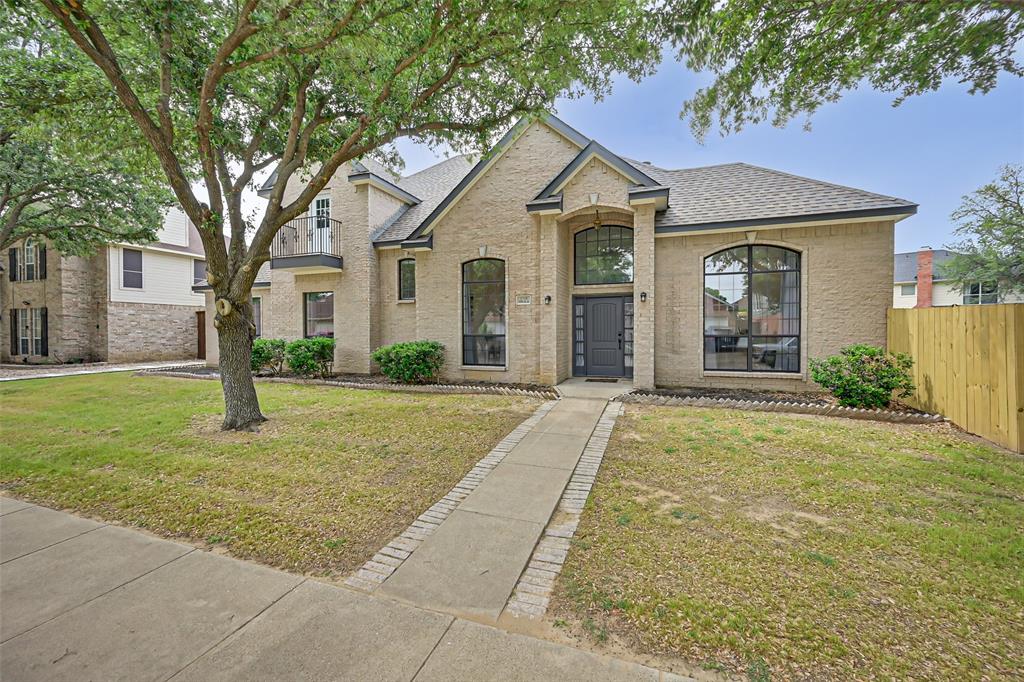 Photo of 2735 Water Oak Drive, Grand Prairie, TX 75052 (MLS # 21332487)