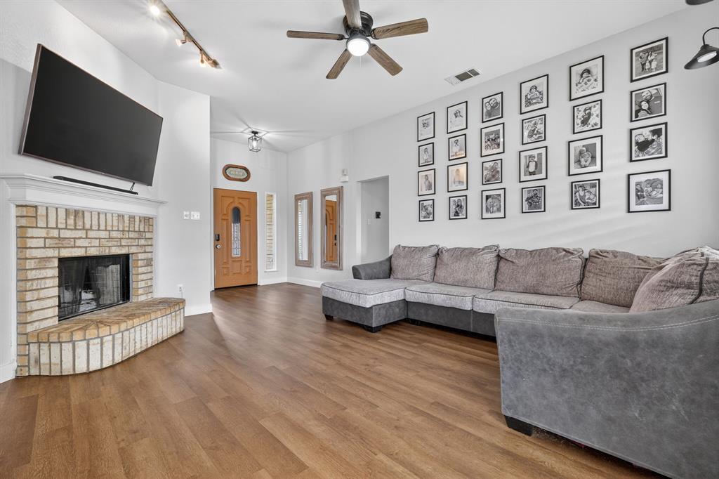 234 Wellington Trail