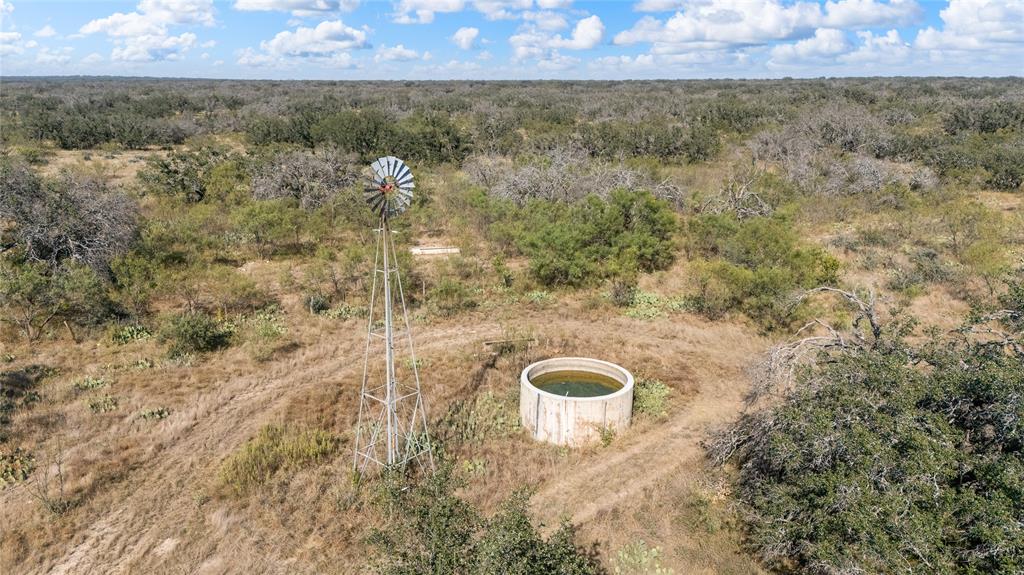 00715003710010 - Farm