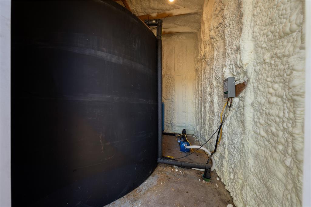 00715003710010 - Farm