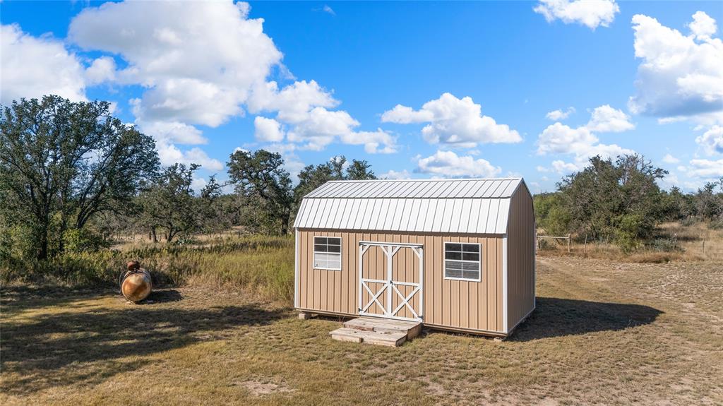 00715003710010 - Farm