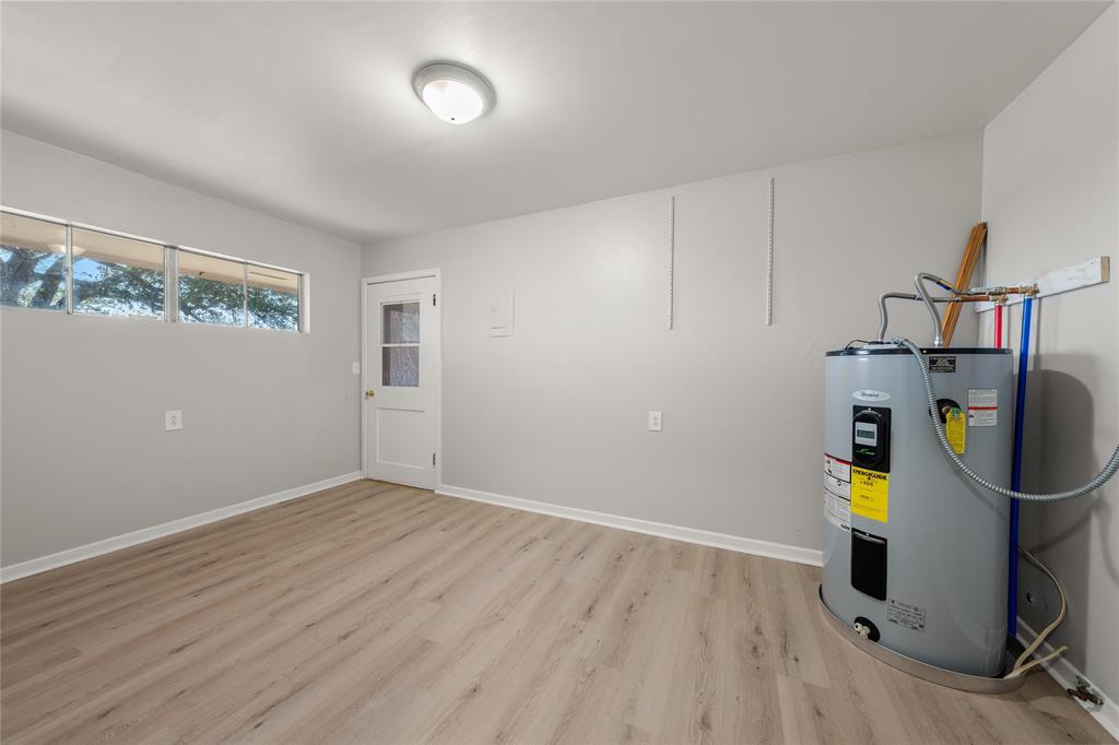 00715003710010 - Farm